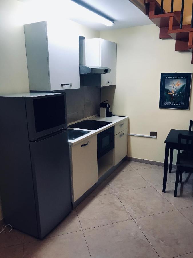 42 Appartamento Via Nazionale Rome Bagian luar foto